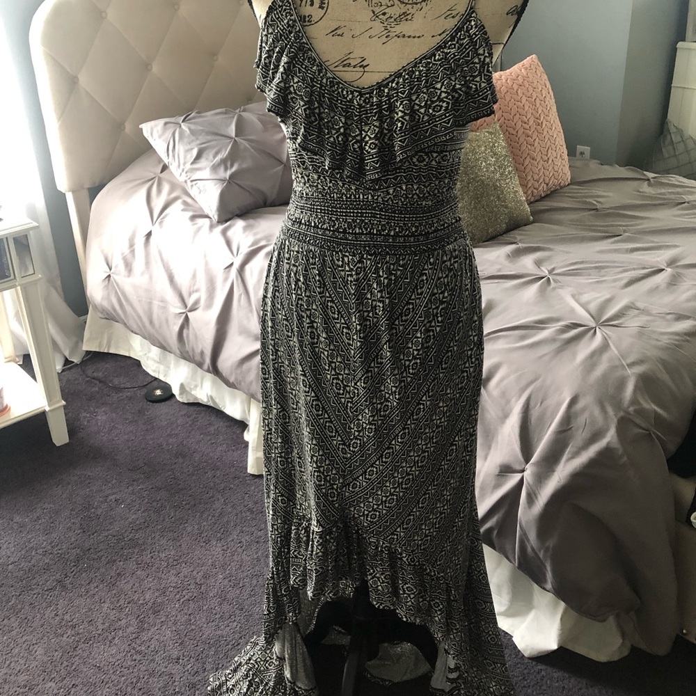 EXPRESS High-Low Black & White Ruffled Dress